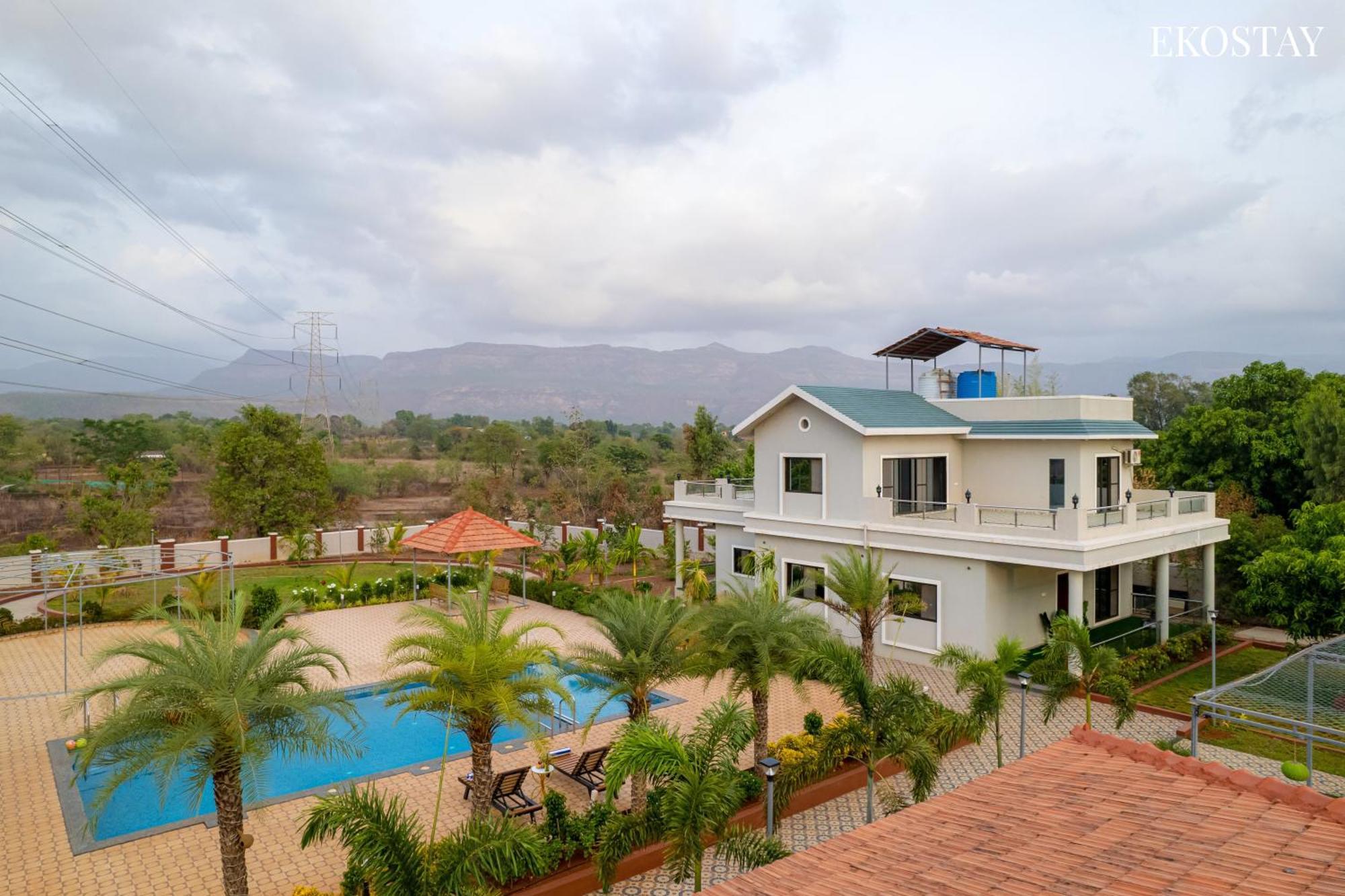 Ekostay Gold Palm Estate I Cricket Turf I Rain Dance I 2 Acre Property Карджат Экстерьер фото